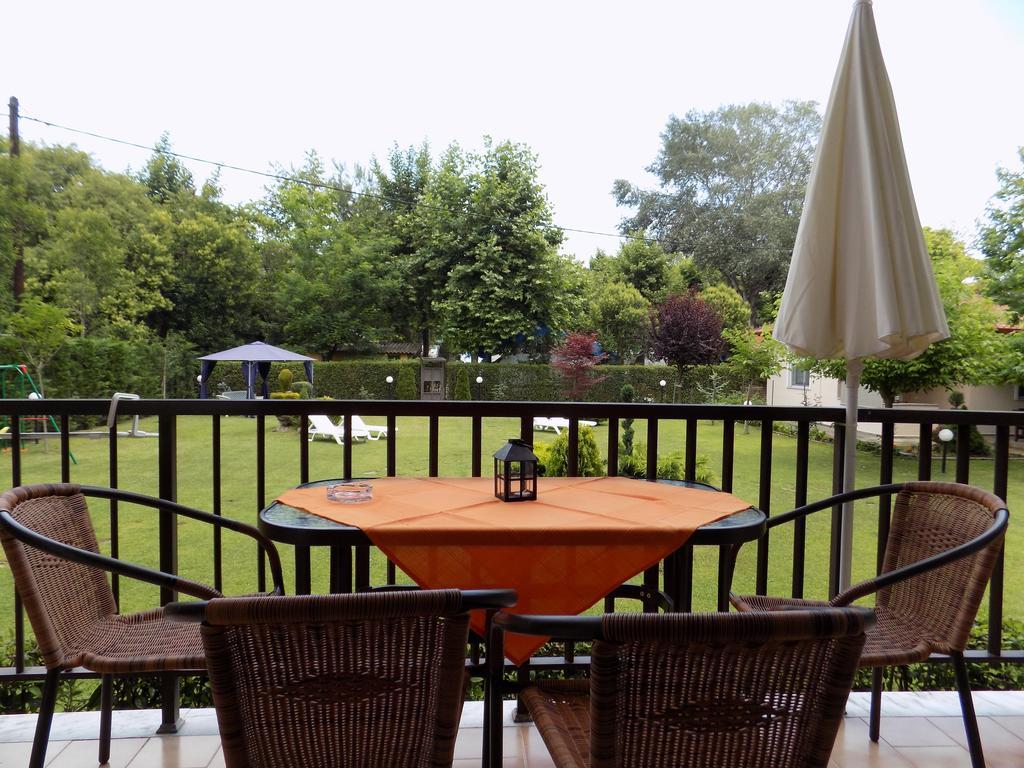 Appartement Alisachni à Paralia Panteleimonos Extérieur photo