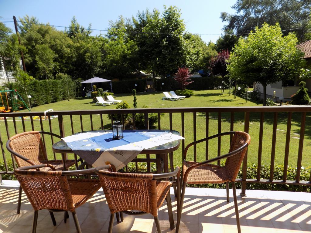 Appartement Alisachni à Paralia Panteleimonos Extérieur photo