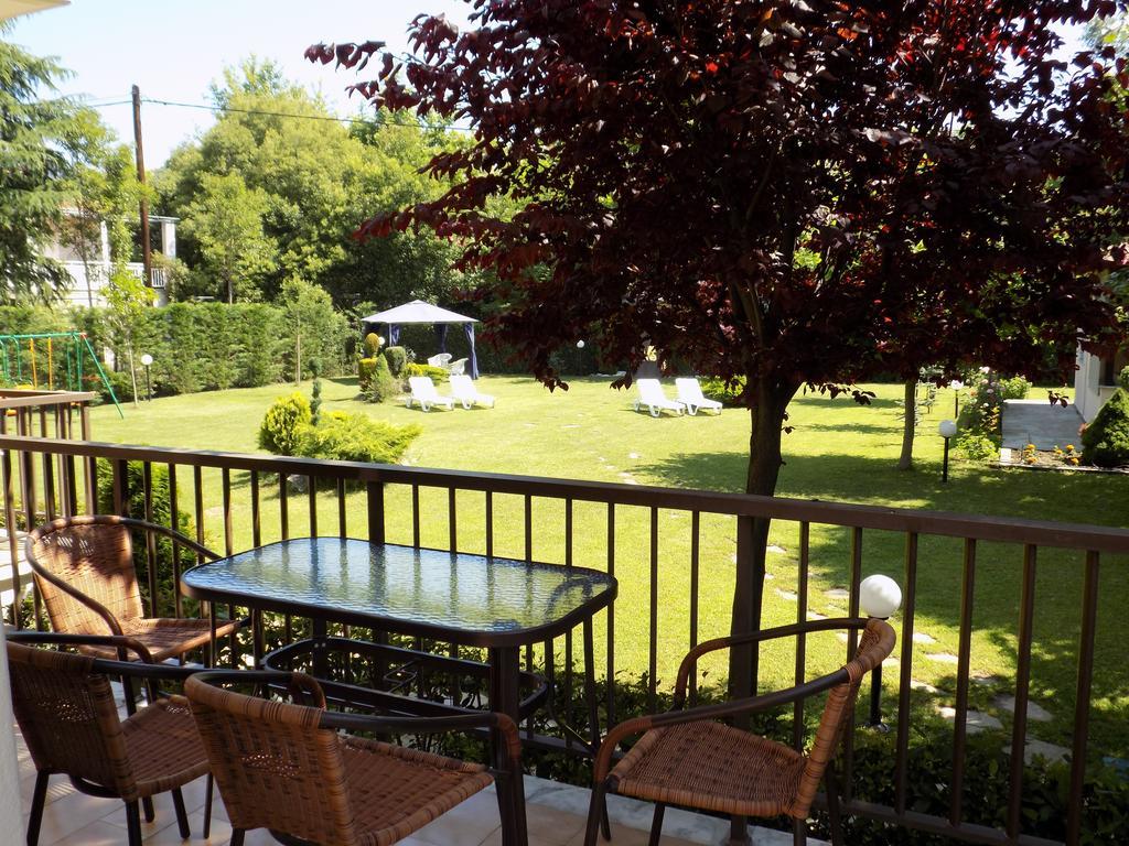 Appartement Alisachni à Paralia Panteleimonos Extérieur photo