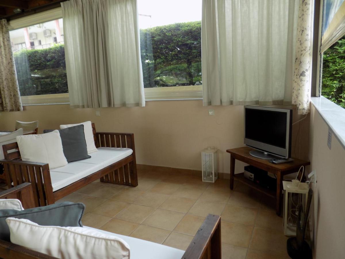 Appartement Alisachni à Paralia Panteleimonos Extérieur photo